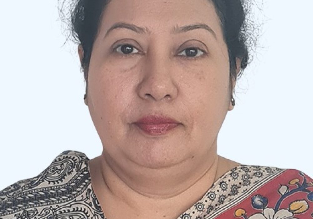 মিজ ইয়াসমিন বেগম